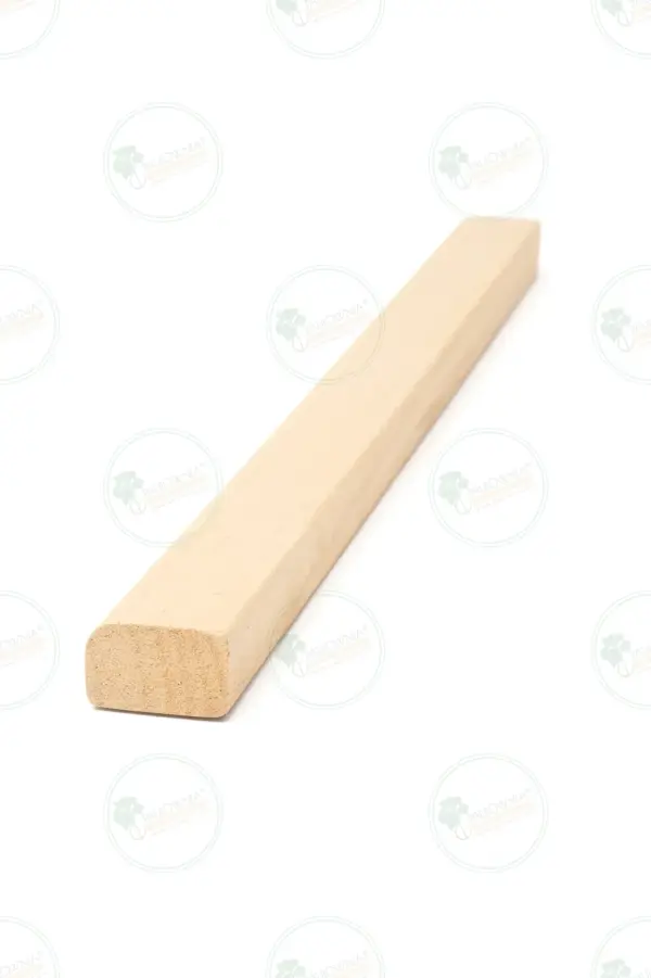 Listón triangular cepillado de Paulownia (biselado) 2500x12x12mm