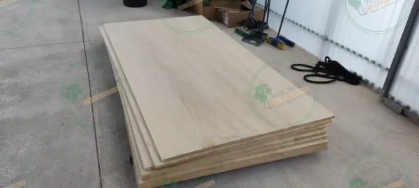 Tablero alistonado de Paulownia 2400x1220x25mm